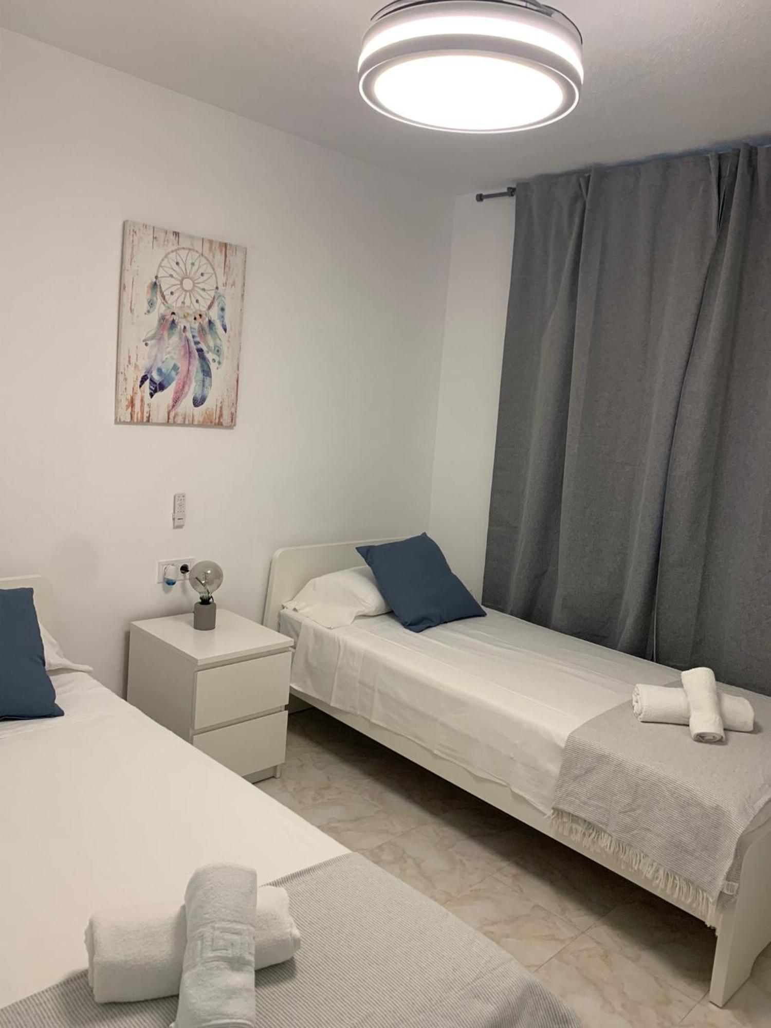 Service Apart Lazaro- Apartamentos Aguamarina 53 カルプ エクステリア 写真